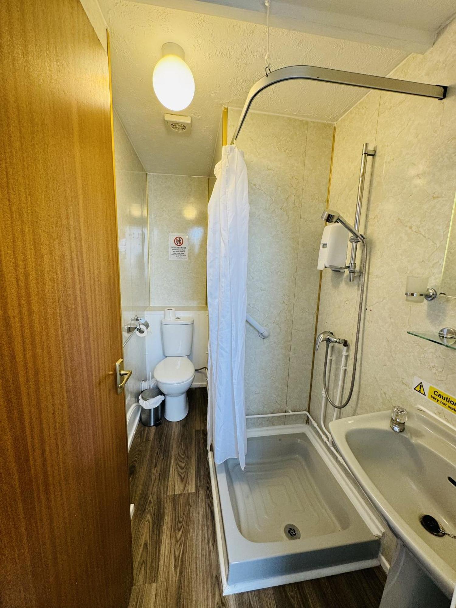 Carlton Court Hotel Истбурн Номер фото