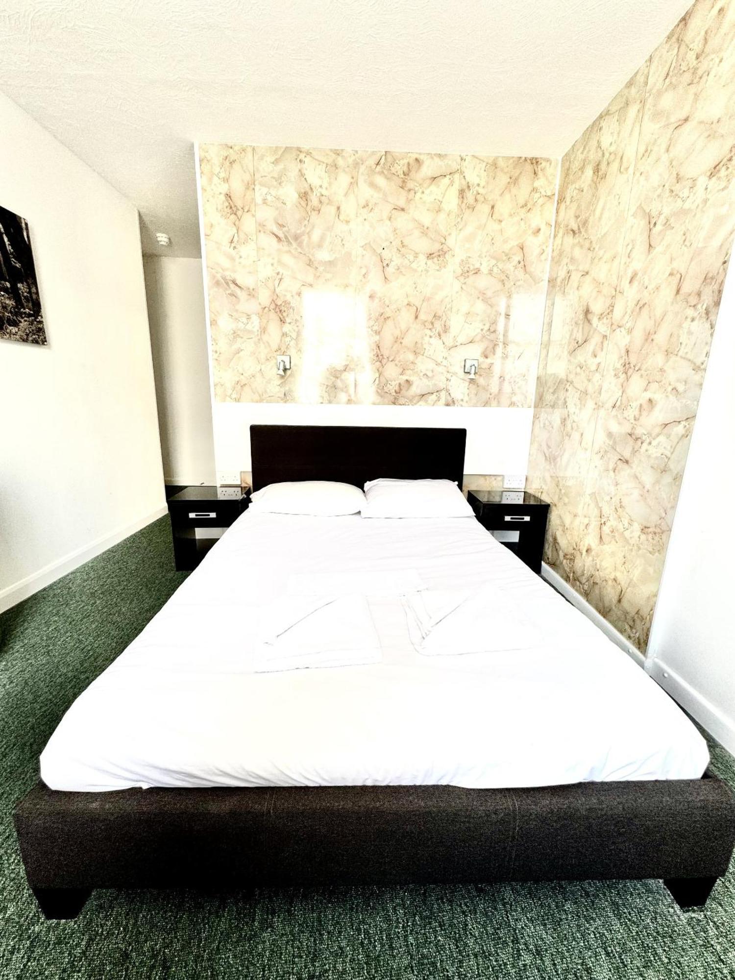 Carlton Court Hotel Истбурн Номер фото